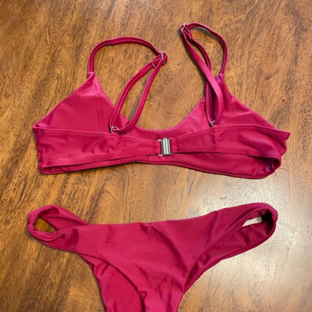 Triangle Bikini - Picture 2 of 3